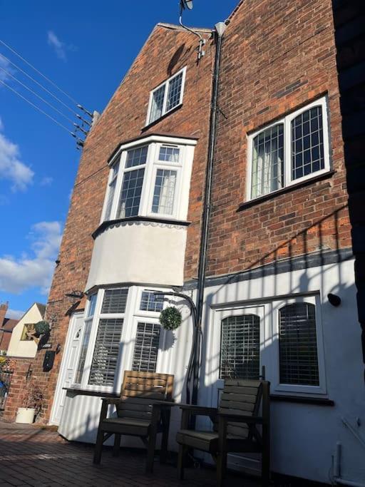 Hidden Gem Canal Facing Retreat With Lovely Walks Hopwas Exterior photo