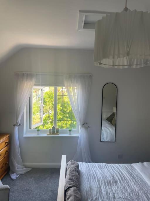 Hidden Gem Canal Facing Retreat With Lovely Walks Hopwas Exterior photo