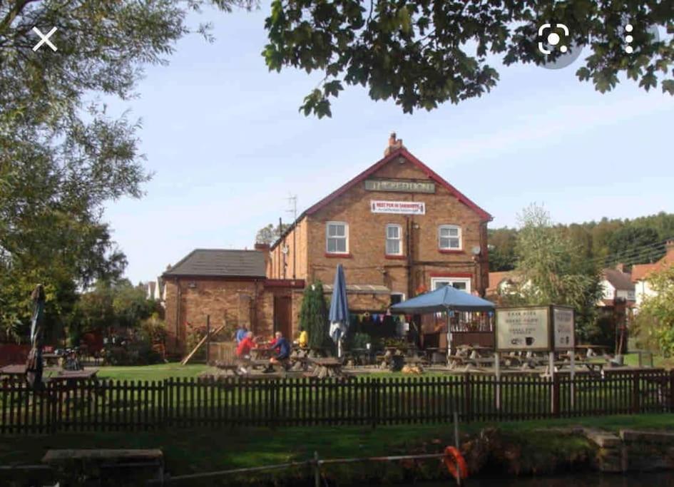 Hidden Gem Canal Facing Retreat With Lovely Walks Hopwas Exterior photo